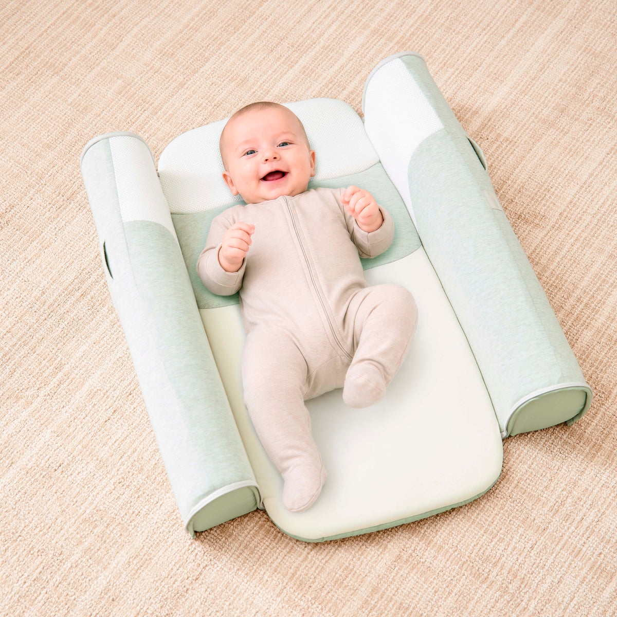 Chicco Tummy Pod 4-In-1