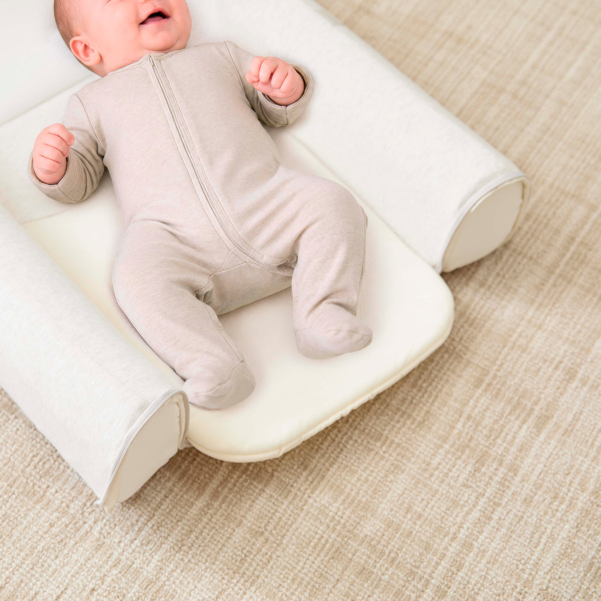 Chicco Tummy Pod 3-In-1