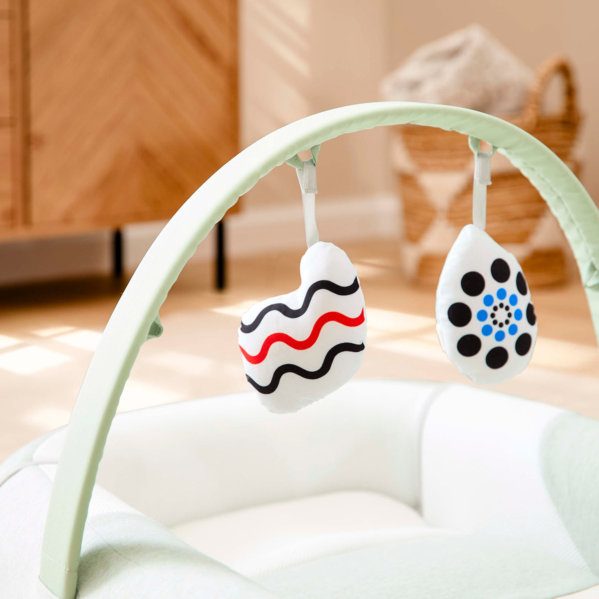 Chicco Tummy Pod 4-In-1